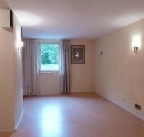 Therapie- Gruppen- Seminarraum - 25,00 EUR Kaltmiete, ca.  30,00 m² in Aachen (PLZ: 52072) Aachen-Mitte