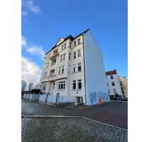 Selbst streichen und kaltmietfreie Zeit sparen - Große 4-RW - Balkon – 2 neue Bäder - Magdeburg Alte Neustadt