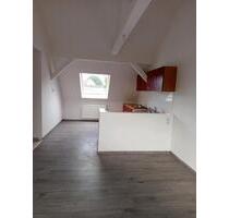 3,5 Zimmerwohnung zu vermieten - 550,00 EUR Kaltmiete, ca.  70,00 m² in Gelsenkirchen (PLZ: 45899) Gelsenkirchen-West