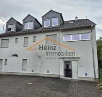Heimelige Dachgeschosswohnung in zentraler Lage von Köln-Stammheim