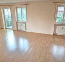 Helle Wohnung in Rotthalmünster mit Einbauküche, Garage u. Keller