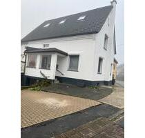 4,5 ZKDB Straßenhaus Ortskern - 1.100,00 EUR Kaltmiete, in Straßenhaus (PLZ: 56587)