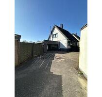 Einfamilienhaus mit zwei Garage in Wulsdorf - Bremerhaven