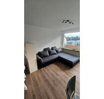 Möblierte 2-Zimmer-Wohnung mit Balkon - Langenhagen Brink