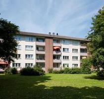 2 Zimmerwohnung mit Balkon in Langenfeld - Langenfeld (Rheinland)