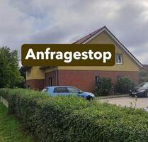*** Kleine 2 Zi. DG Whg. **** - 420,00 EUR Kaltmiete, in Mölln (PLZ: 23879)
