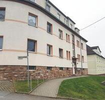 großzügige Tip-Top-Wohnung mit 3 Zimmern, Kü, Bad - Oberlungwitz
