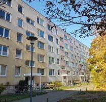 Familienfreundliche 3-Raum-Wohnung mit Balkon - Parchim