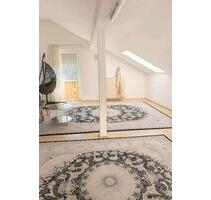 4-Zimmer Dachgeschosswohnung mit Balkon in Hunderdorf