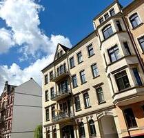 Tolle Altbauwohnung mit zwei Balkonen, EBK, Tageslichtbad mit Wanne und Dusche! - Chemnitz Kapellenberg