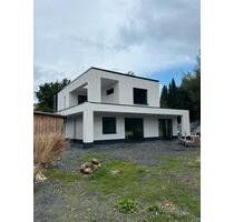 Anwesen Neubau Architekten Villa in der Natur - Selters (Westerwald)