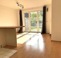 Sehr schöne 2-Zimmer-Wohnung im EG mit SW-Terrasse und Carport - Bad Schwartau