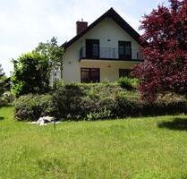 Einfamilienhaus - 1.700,00 EUR Kaltmiete, ca.  163,00 m² in Krickenbach (PLZ: 67706)