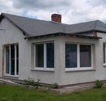 Zentrale ruhige Lage Bungalow 2,5 Zi. zum fertigstellen. Gartengr - Holzminden