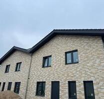 Schlüsselfertige Doppelhaushälfte mit gehobener Ausstattung - Bohmte