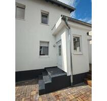 Schönes neu ausgebautes Häuschen in Frankfurt-kein Erbpacht - Frankfurt am Main Schwanheim