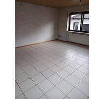 4 Zimmer Wohnung Erdgeschoss - 780,00 EUR Kaltmiete, ca.  115,00 m² in Röthlein (PLZ: 97520)