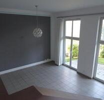Ansprechende 4-Zimmer-Erdgeschosswohnung mit TerrasseGartenEBK - Kupferberg
