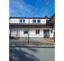 Ein Haus zu vermieten - 1.300,00 EUR Kaltmiete, in Westerstetten (PLZ: 89198)