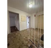 4 Zimmer Whg - 1.300,00&nbsp;EUR Kaltmiete, ca.&nbsp; 120,00&nbsp;m&sup2; in Ichenhausen (PLZ: 89335)