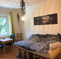 Helle, möbelierte 2 Zimmer Wohnung zur Zw.Miete 4.12.25-31.1.26 - Leipzig Nordwest