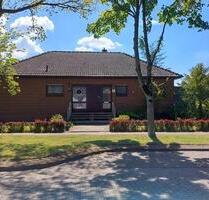 Gepflegtes Wohnhaus in toller Lage in Jaderberg