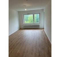 Frisch Sanierte 3 Zimmer Wohnung, 03. OG, rechts, Emil-von-Behring-Straße 5 - Itzehoe