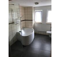 Ca. 70qm Erdgeschosswohnung m. Einbauküche ab 1.3. oder früher - Altenstadt