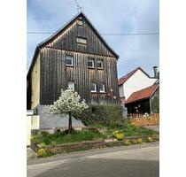 Alter Bauernhof mit Wohnhaus Scheune und Nebengebäuden - Wertheim