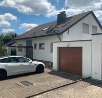 4 Zimmer Wohnung im DG renoviert und modernisiert - Hattenhofen