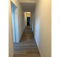 Große 6,5 Zimmer Wohnung zum vermieten - Lünen Brambauer