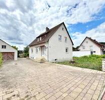 Großzügiges Einfamilienhaus mit modernem Komfort und weitläufigem Garten – ideal für Familien - Mistelgau