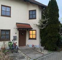Reihenendhaus KG, EG, OG,DG mit Einzelgarage ab 01.10.2025 zu vermieten - Wörth