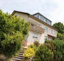 Ihr neues Zuhause: 4-Zimmer Traumwohnung in ruhiger Lage - Villingen-Schwenningen
