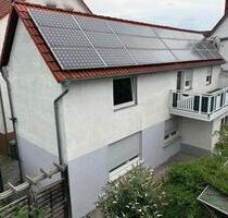 charmantes Haus Wohnung nach Sanierung neu zu vermieten - Bischofsheim
