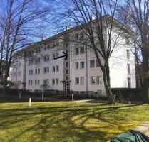 Helle 2-Zimmer-Wohnung mit Balkon in ruhiger Lage in Regensburg