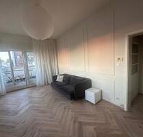 Helle Altbauwohnung mit Dachloggia im Herz von Bockenheim - Frankfurt am Main