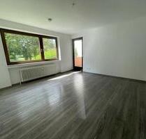 Erdgeschosswohnung mit Balkon und Tageslichtbad frei! - Osnabrück Eversburg