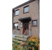 Reihenmittelhaus - 385.000,00 EUR Kaufpreis, ca.  130,00 m² in Reinfeld (Holstein) (PLZ: 23858)