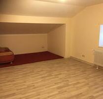 Einzimmerwohnung Dachegschoss HeideSüderholm ab sofort frei