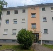 Teilsaniert & renoviert: ruhig gelegene 3-Zimmer-Whg. - Emmendingen
