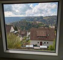 Frisch sanierte 3-Zimmer DG-Wohnung - Neuenbürg