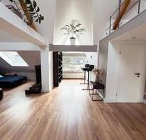 Möblierte Maisonette mit Galerie, Balkon & Heimkino - Essen Huttrop