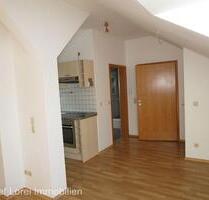 Charmantes und helles Apartment mit EBK - Petersberg