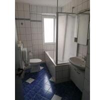 Moderne, helle 3,5 Zimmer Wohnung mit Einbauküche & Kamin - Bamberg Gereuth