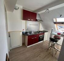 Gemütliche 2 - Zimmer-Dachgeschosswohnung - Trier Nord