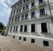 Frisch renovierte 3-Zimmer-Wohnung mit Balkon & EBK in Leipzig-St