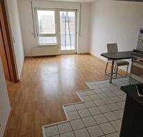 Vermieten 2 Raumwohnung mit Balkon und Küche in Zwintschöna - Kabelsketal