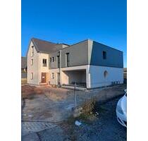 Maisonettewohnung Neubau - 1.350,00&nbsp;EUR Kaltmiete, ca.&nbsp; 108,00&nbsp;m&sup2; in Erlenbach am Main (PLZ: 63906)