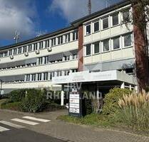 renovierte Büroeinheit in hochwertig saniertem Objekt: 324 m² - Krefeld Gellep-Stratum